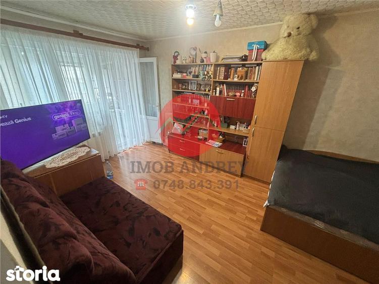 Garsoniera transformata in ap. 2 camere, E3, langa spital - 1