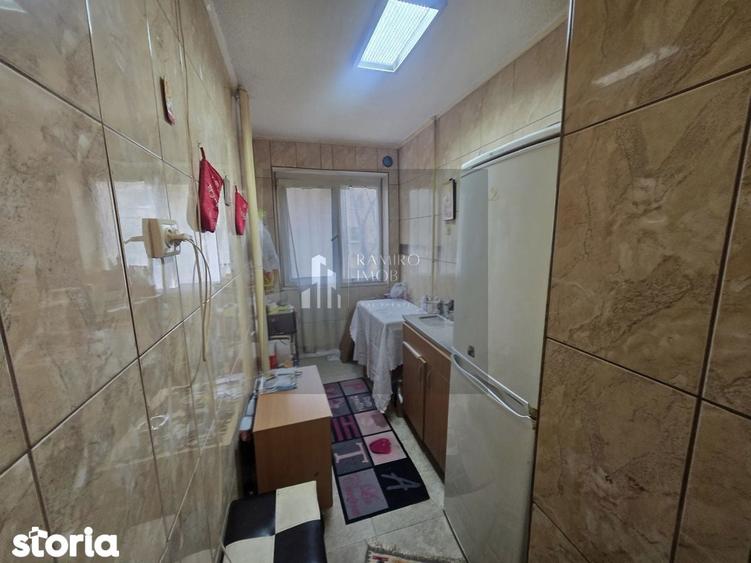 Apartament 2 camere 38mp Bd Brancoveanu Berceni Sector 4 - 5