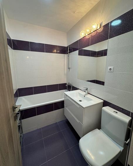 Apartament cu 3 camere în Aleea Carpați