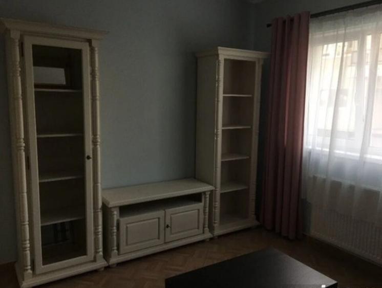 1 camera in zona Favorit - 4