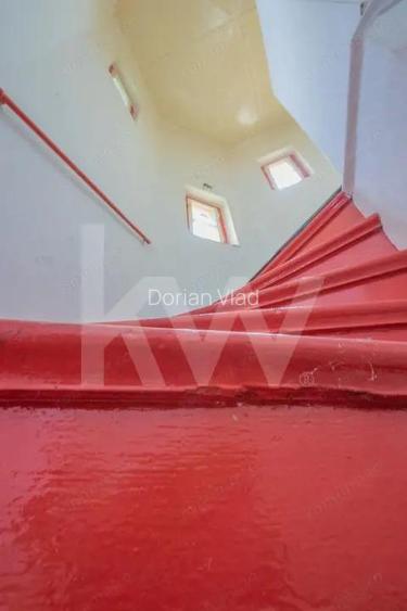 Apartament cu priveli?te superba in zona centrala! Apartament cu priveli?te superba in zona centrala!