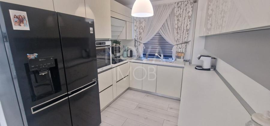 Casa de vanzare 4 camere, mobilata utilata modern,  2 locuri parcare, Selimbar - 6