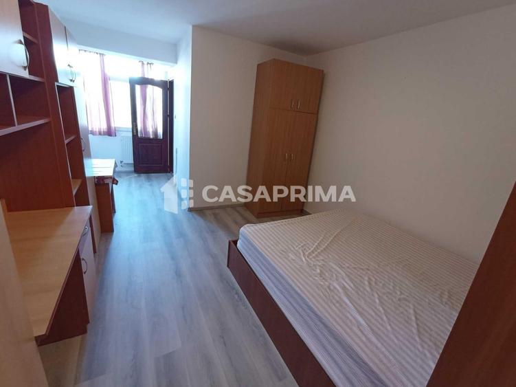 Garsonieră decomandată în Nicolina
