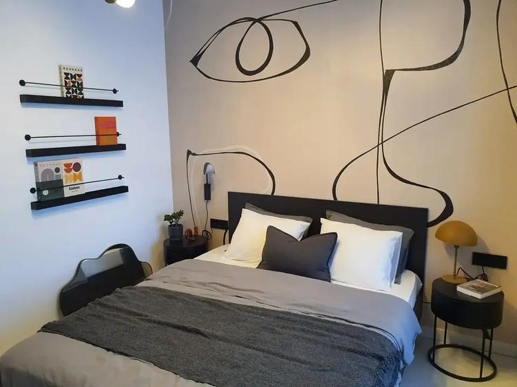 Apartament cu 3 camere decomandat în Titan