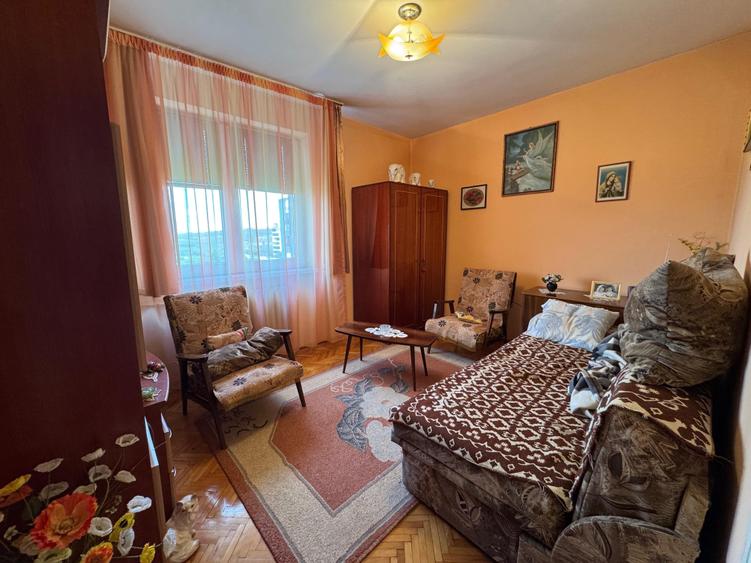Apartament cu 2 camere decomandat în Dosu Bricii