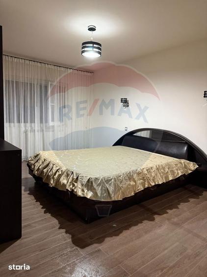 Apartament cu 2 camere decomandat în Rovine