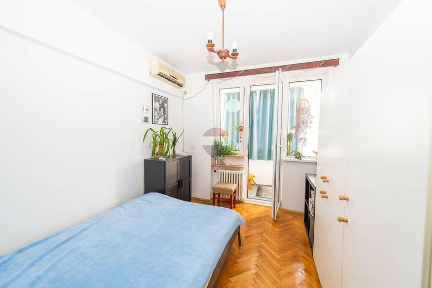 Apartament cu 3 camere semidecomandat, mobilat în Iancului