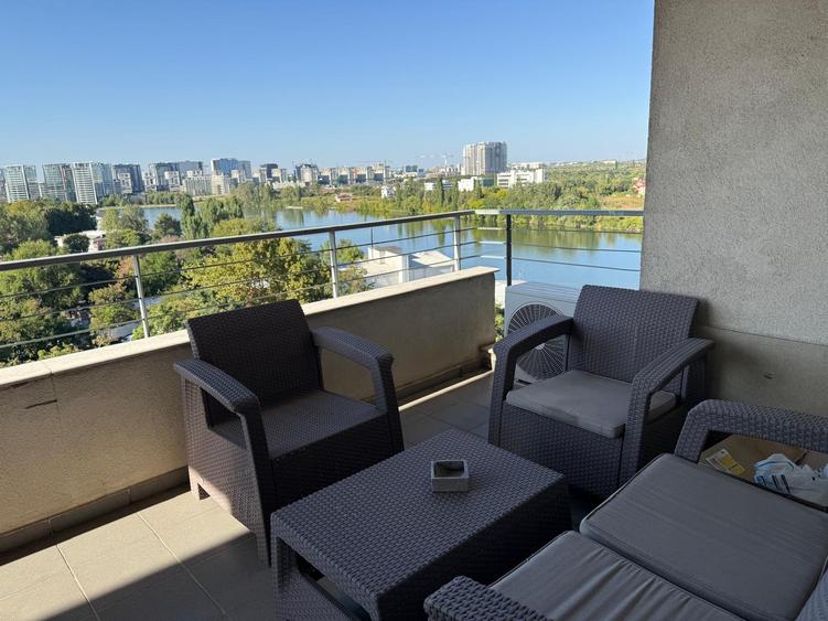 Apartament cu 3 camere decomandat, mobilat în Barbu Văcărescu
