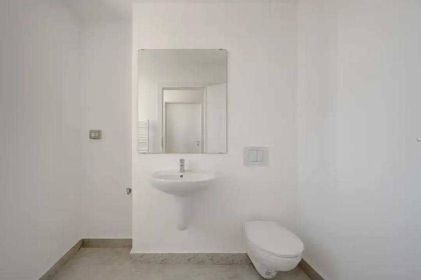 Apartament cu 3 camere decomandat în Nord