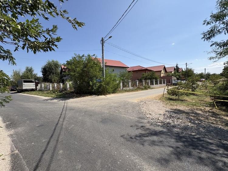 Spațiu comercial, în Periș