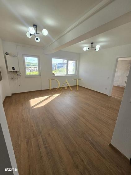 Apartament cu 3 camere în Baciu