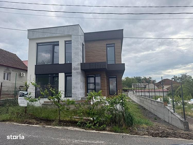 Casă cu 4 camere cu Teren 1050 Mp în Spitalul Județean