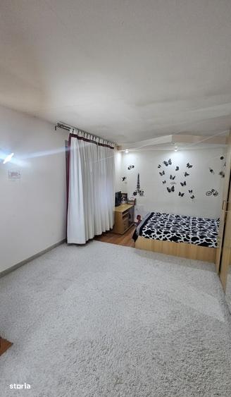 Casă cu 3 camere cu Teren 260 Mp în Central