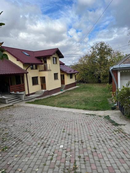 Casă cu 4 camere cu Teren 3261 Mp în Stâncești