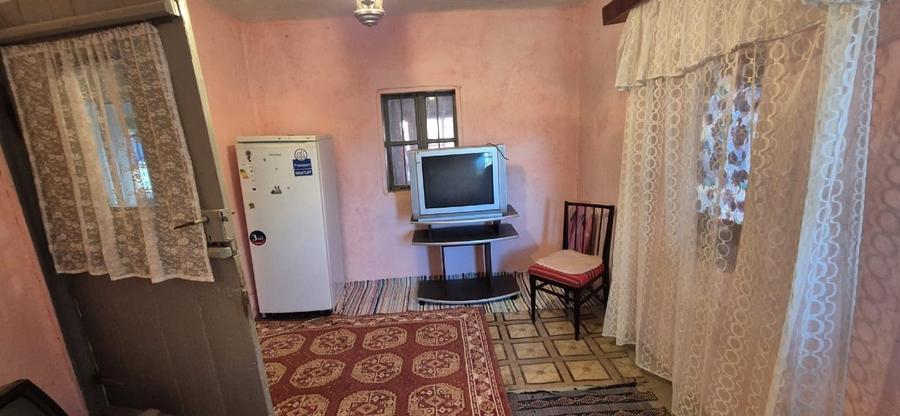 Casă individuală cu 3 camere cu Teren 1000 Mp în Curătești