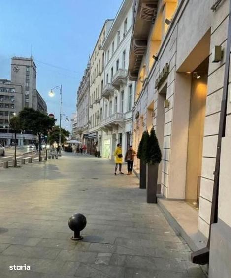 Garsonieră decomandată în Calea Victoriei
