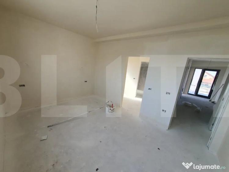 Casă cu 5 camere cu Teren 604 Mp în Giarmata