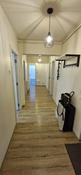 Apartament cu 3 camere decomandat, mobilat în Rahova