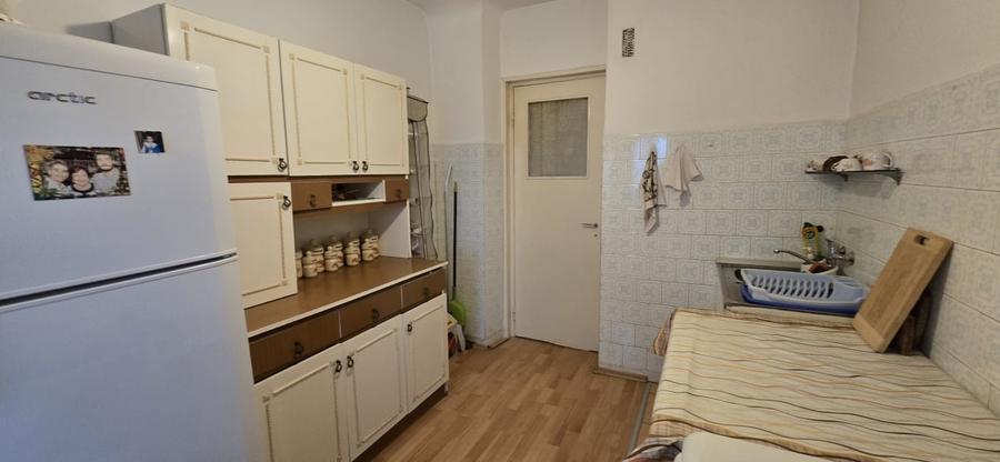 Apartament cu 4 camere decomandat, mobilat în Baraolt