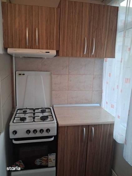 Inchiriez apartament 2 camere - 3
