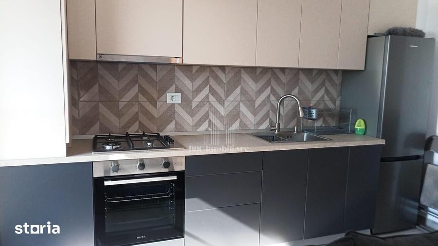 Apartament cu 2 camere în Apărătorii Patriei