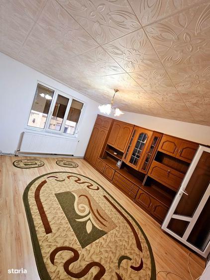 De inchiriat garsoniera cf.1, etaj 2 - 5