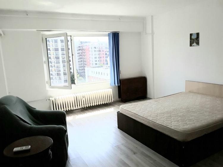 Barbu Vacarescu, Stefan cel Mare, stradal, 3 min de metrou bl mixt dec 40mp - 1