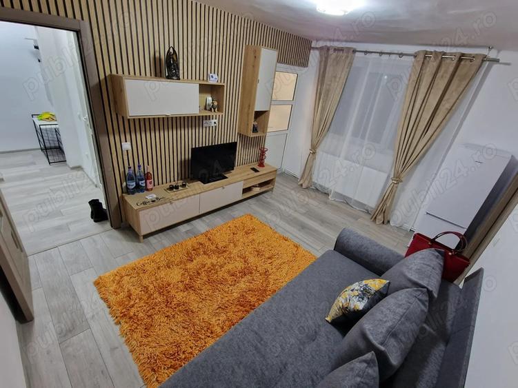 Inchiriez apartament 2 camere Husi renovat in totalitate ,econom si confortabil!!! - 4