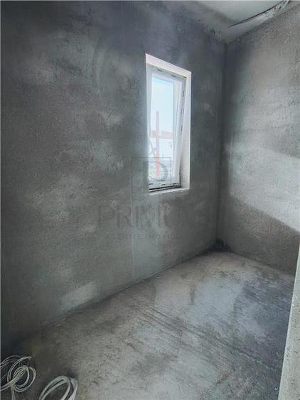 Duplex 5 camere - bucatarie inchisa - dormitor la parter - terasa mare - 4