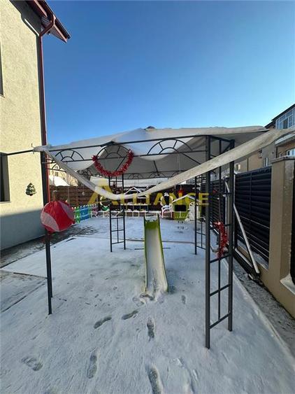 #De Inchiriat, Vila 8 camere - 3 bai | Teren 300 mp - - 7