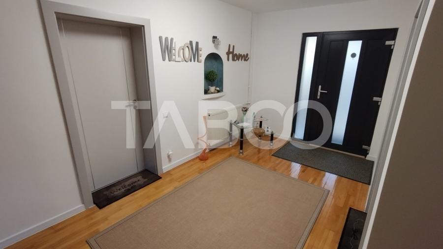 Casa de inchiriat cu 4 nivele avand etajele in regim hotelier Strand - 39