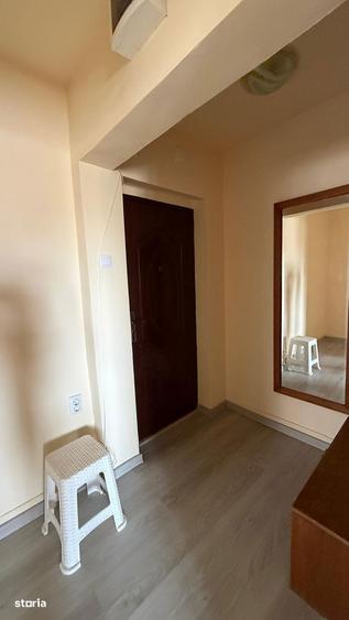 Apartament cu 3 camere decomandate, complet renovat,ultracentral Carei - 13