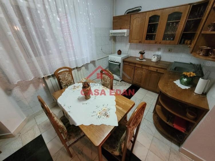 Casa in Cornu de Sus --250.000e - 12