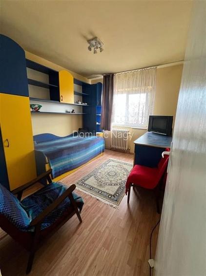Apartament cu 3 camere decomandat în Rogerius Apartament cu 3 camere decomandat în Rogerius