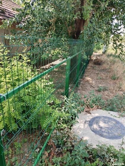 Teren cu doua corpuri casa - 35500 eur - 2