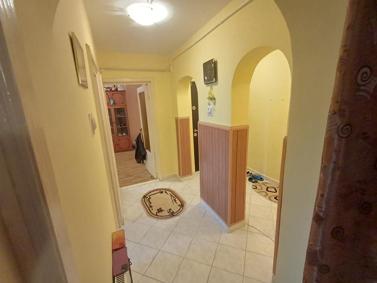 Vanzare 2 camere-Imobiliare MAXICONFORT - 2