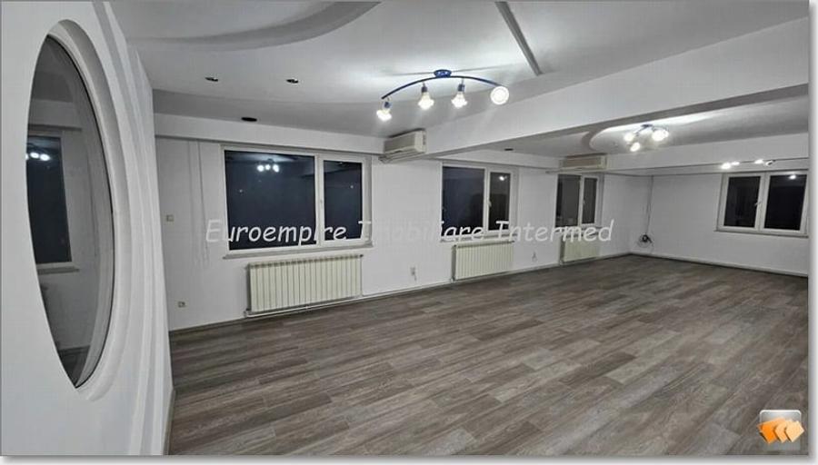 De inchiriat spatiu comercial zona Centru - 2