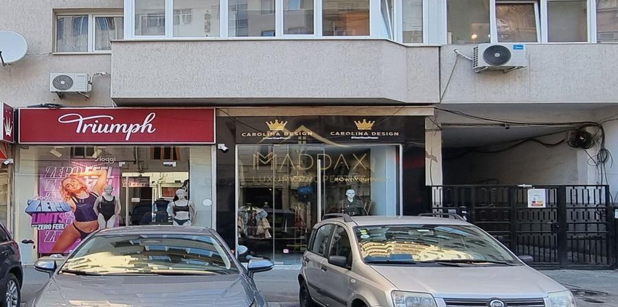 Spatiu comercial zona emblematica // 42mp // Calea Victoriei // Hotel Berthlot - 1