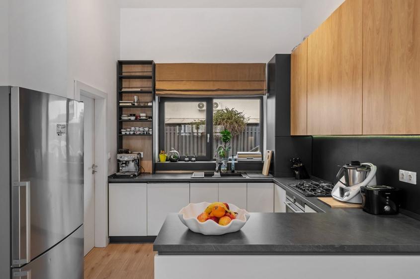 Vila pe parter cu 5 camere  | 655 mp teren | dotata cu panouri solare - 15