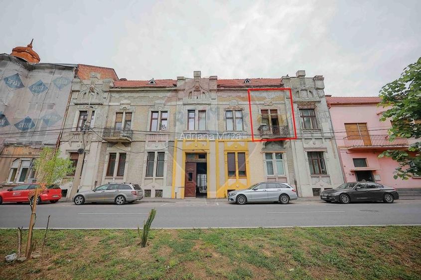 Apartament Ultracentral cu 3 camere ideal pentru investitie