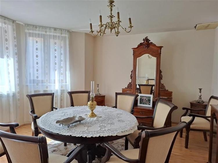 Vila Petresti P+ET, CT, 1012 mp teren - 2