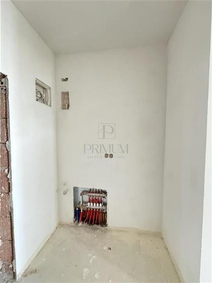 Apartament cu 2 camere semidecomandat în Giroc