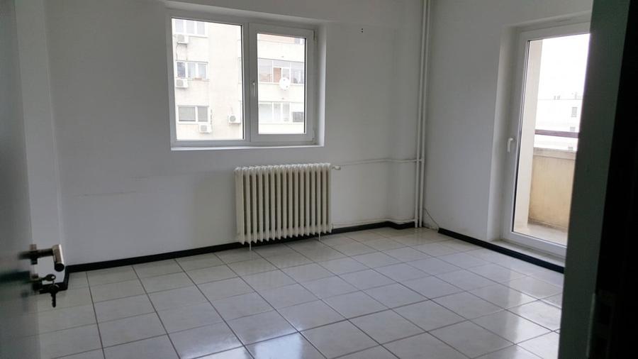 Calea Calarasilor,  Delea, vanzare apartament 4 camere - 2