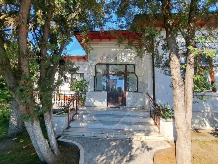 Vila de inchiriat,  potrivita birouri, zona Gara. - 1