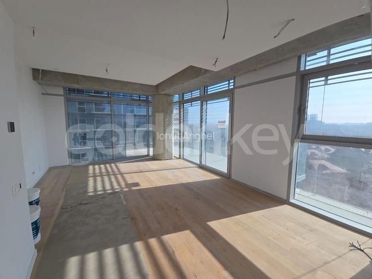 Apartament cu 3 camere decomandat în Floreasca