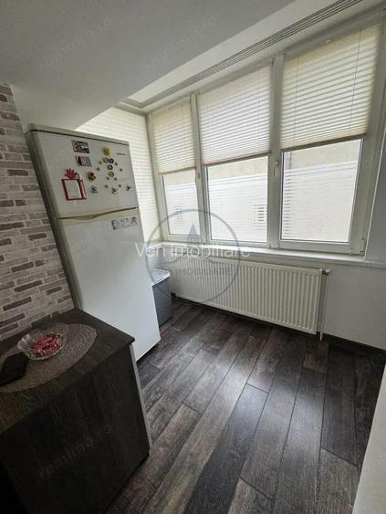 Apartament 2 camere, decomandat, etaj 1, ?tefan Cel mare