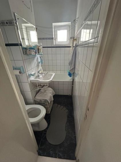 Vand apartament cu 2 camere Zona Tractorul Brasov - 3