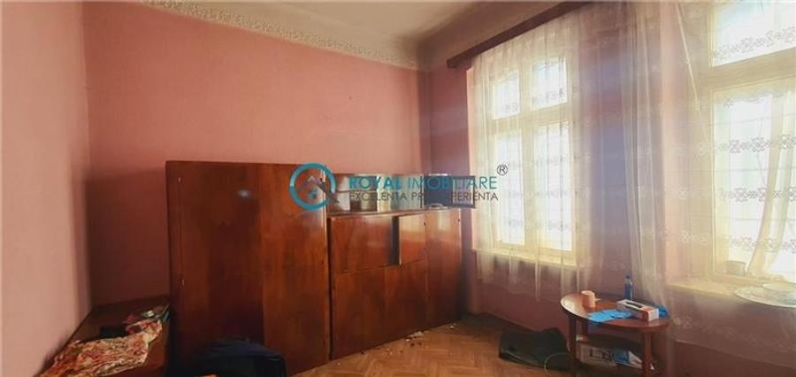 Royal Imobiliare - Vanzare imobil + teren zona Centrala - 5