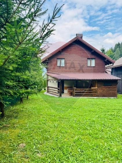 Casă / Vilă cu 4 camere de vânzare - 6