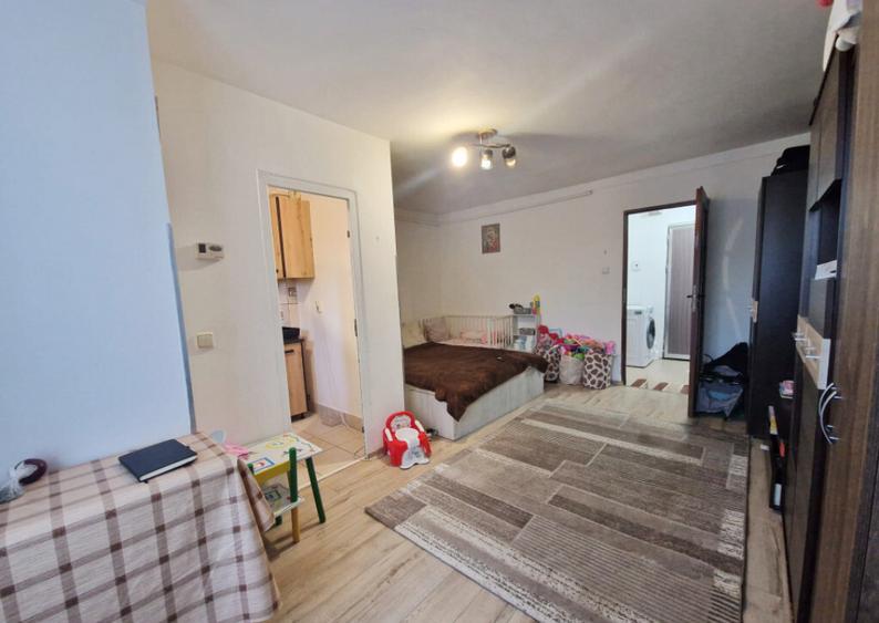 Garsoniera de vanzare, 30 mp, strada Margeanului - 3